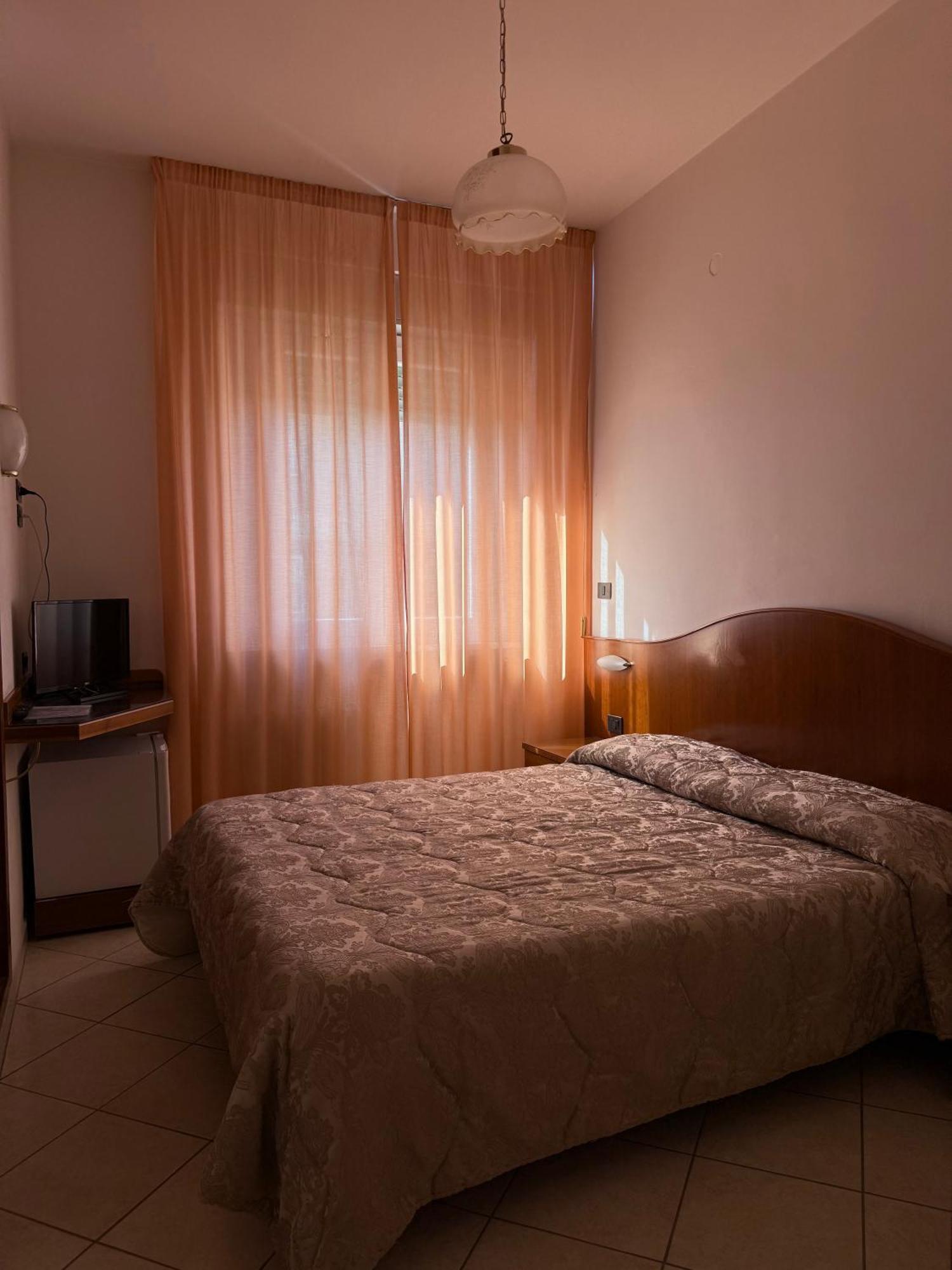Grifone Hotel Perugia Ngoại thất bức ảnh