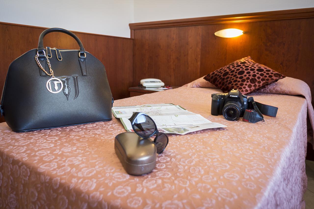 Grifone Hotel Perugia Ngoại thất bức ảnh